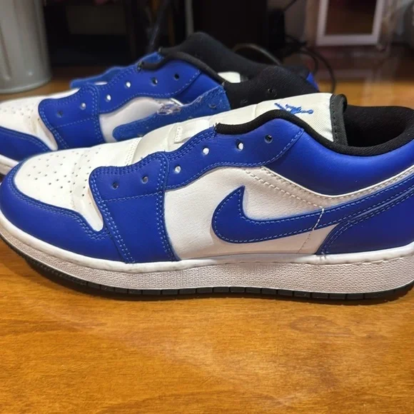 Nike dunks - royal blue size 6Y - 553560–124 - Picture 3 of 6